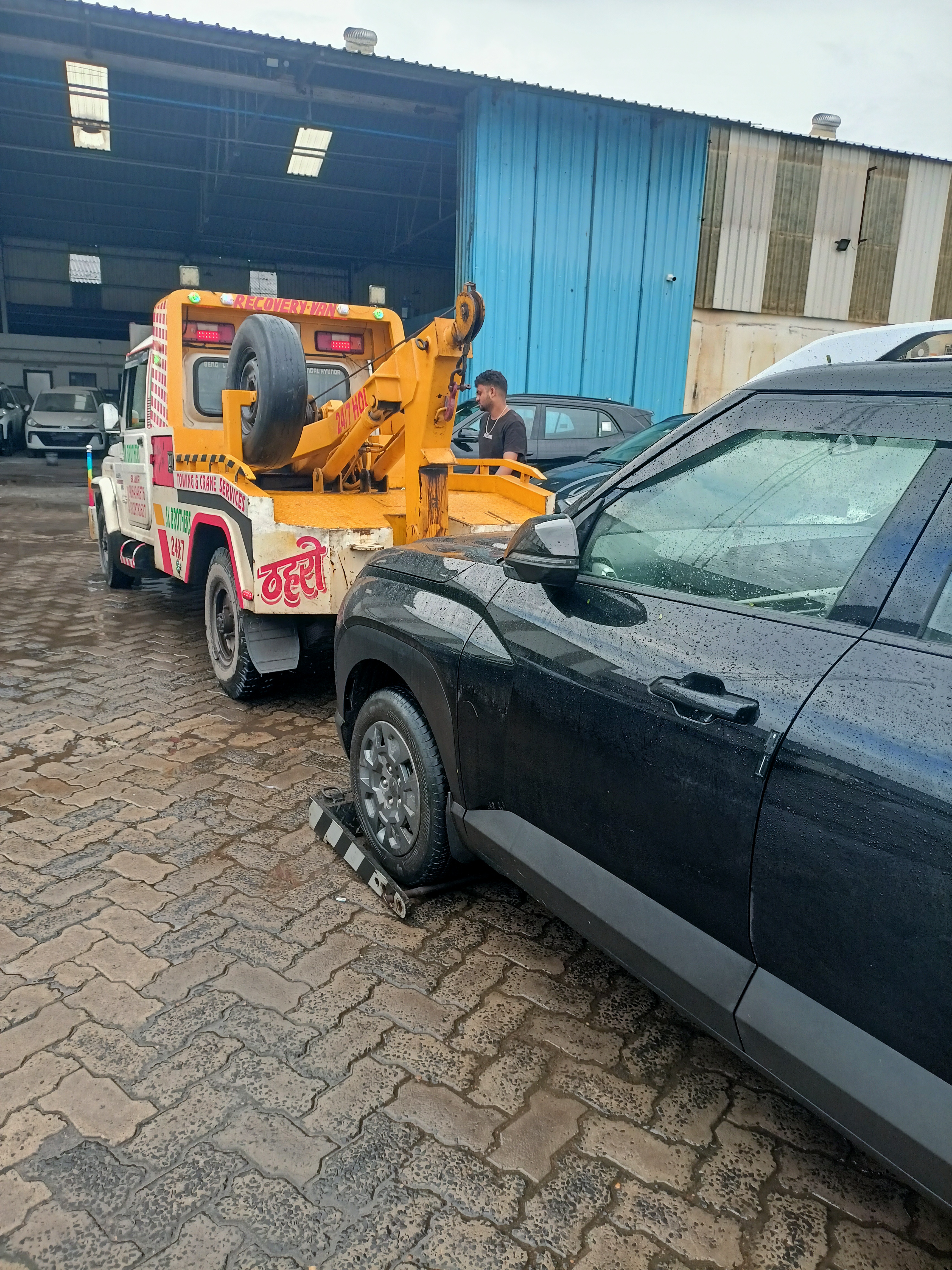 SK Brothers Towing Recovery Truck